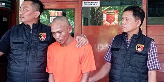 tampang pembunuh Sri Pegawai Bank Keliling Dibunuh Disimpan di Lemari