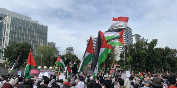Ratusan Massa Demo di Kedubes AS Dukung Palestina