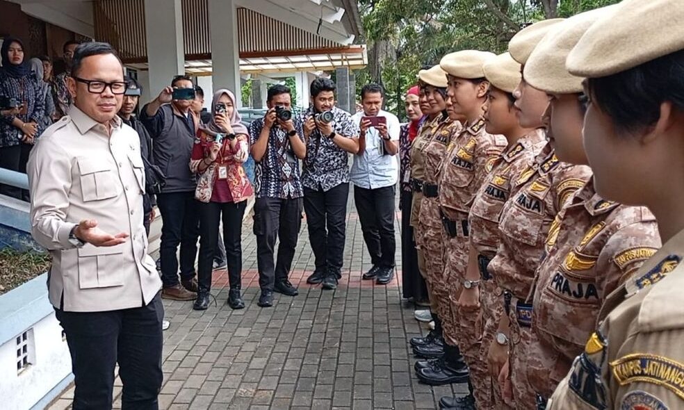 Kepala Daerah Bebas Pakai HP saat Retret di IPDN