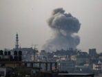 Israel Serang Warga Palestina Saat Antre Bantuan, 30 Tewas