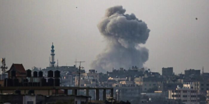 Israel Serang Warga Palestina Saat Antre Bantuan, 30 Tewas