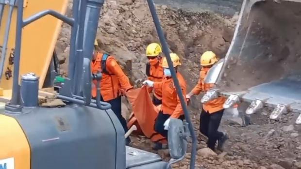 Jasad Korban Longsor Tambang Argasunya Ditemukan