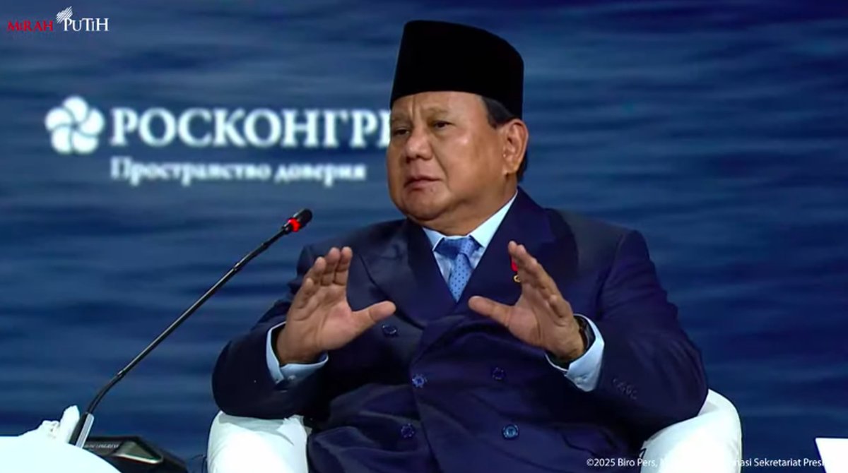 Prabowo Tegaskan Hormat dan Damai dalam Pidato di Rusia