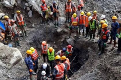 Banjir Nepal-Tibet Tewaskan 1.301 Orang, 5.339 Hilang