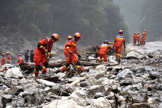 Korban Banjir Nepal-China Capai 1.410 Orang