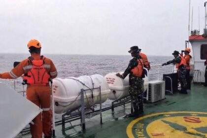 Tim SAR Cari 5 Jurnalis Hilang di Anak Krakatau