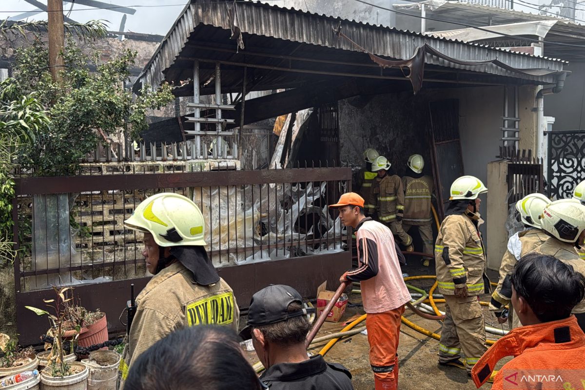 Kebakaran Rumah di Pulogadung Tewaskan 2 Lansia